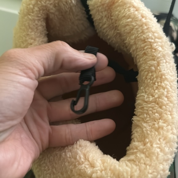 Packable Pet Carrier Plush Bag for small dogs/cats size Medium - Picture 5 of 8